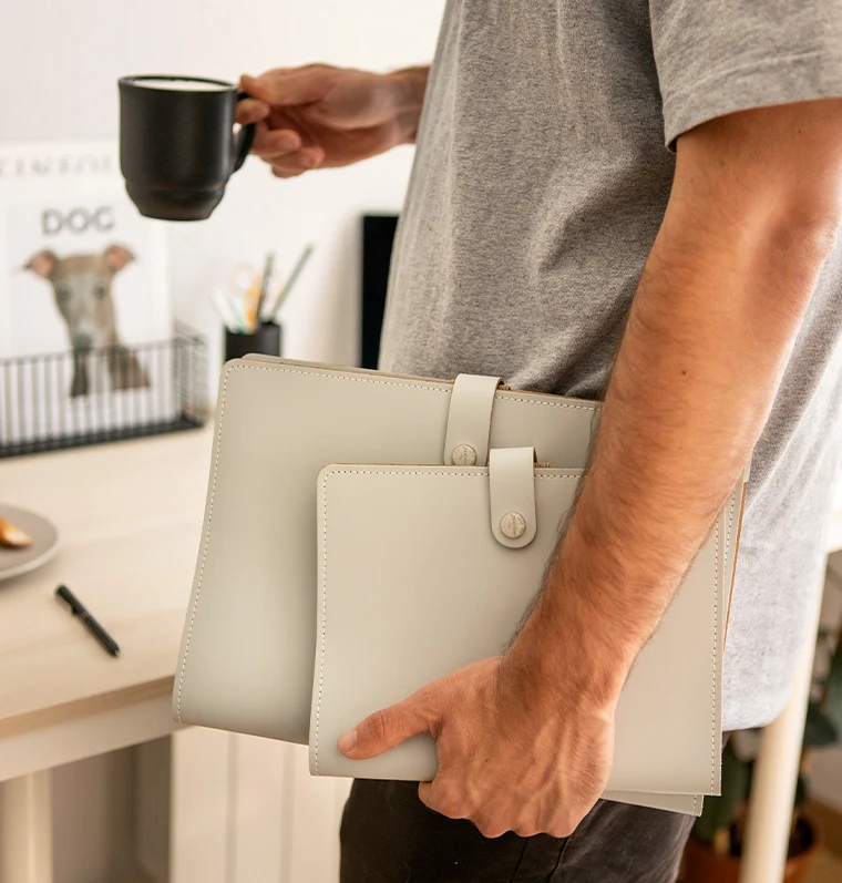 The Original A4 Folio - Sale - Image 6